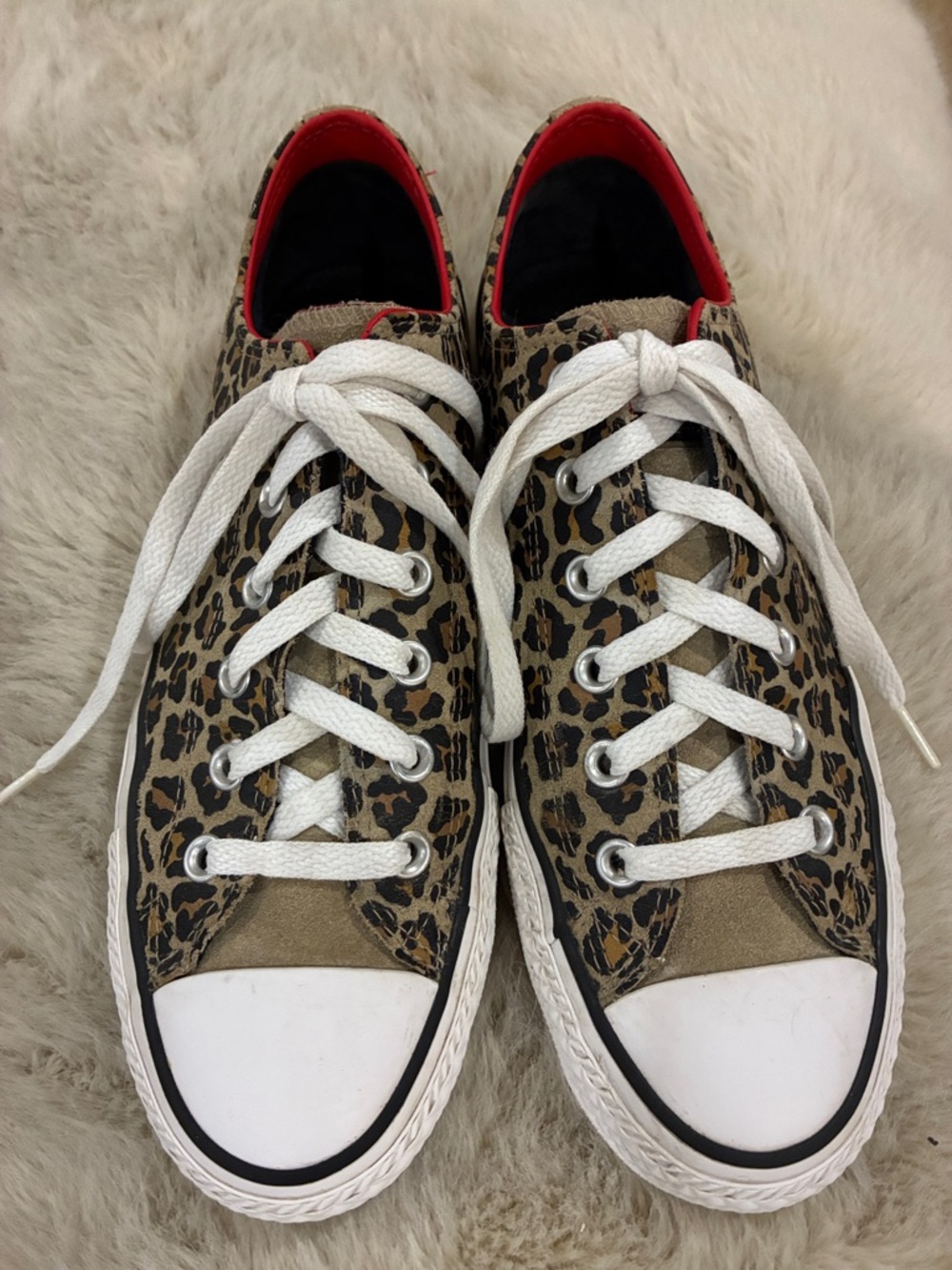 Converse All Star Sneakers low top leopard print women’s 9.5 men’s 7.5